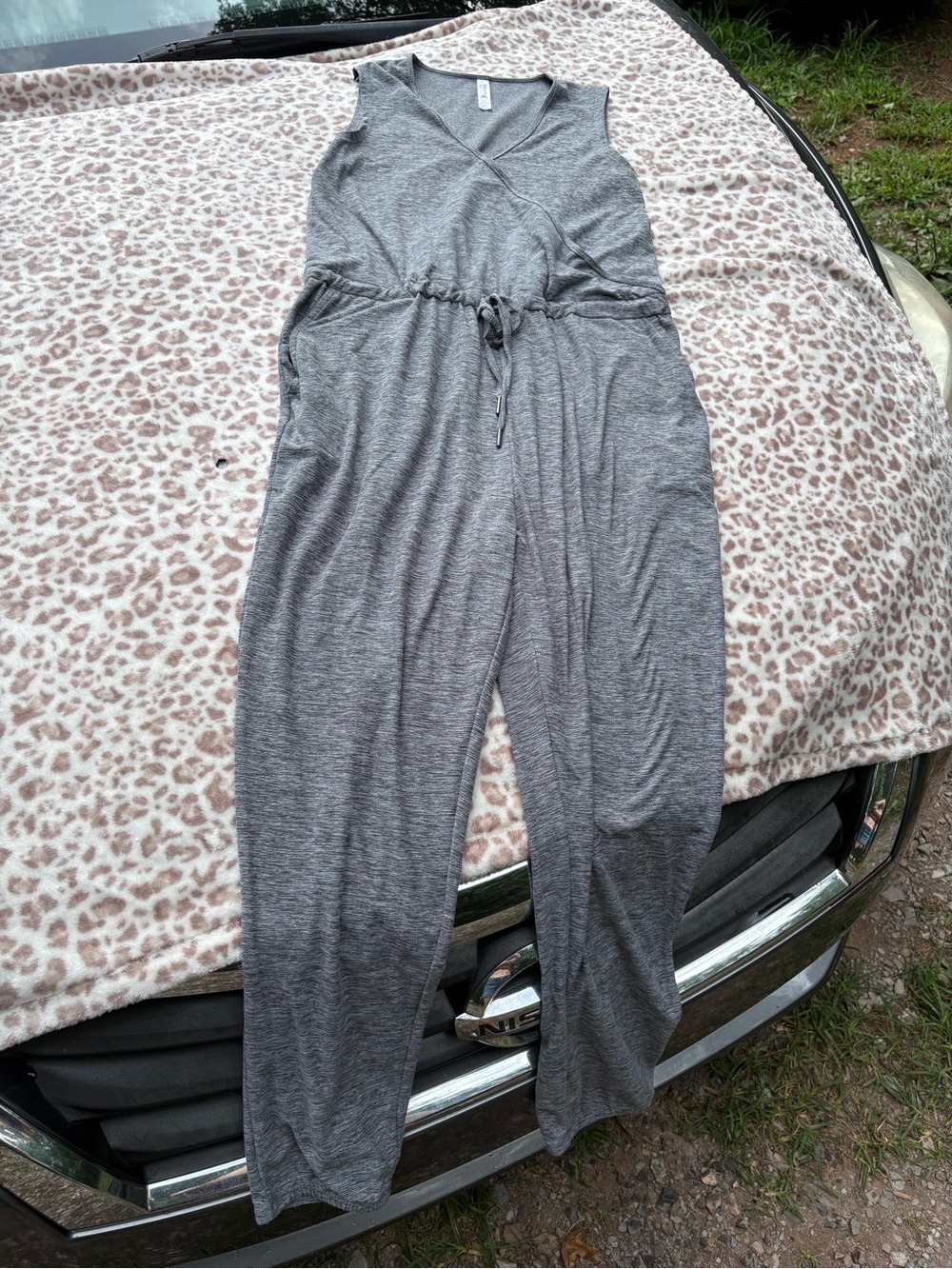 Kyodan Outdoors Size Small Women’s Gray Jumpsuit with Drawstring Waist